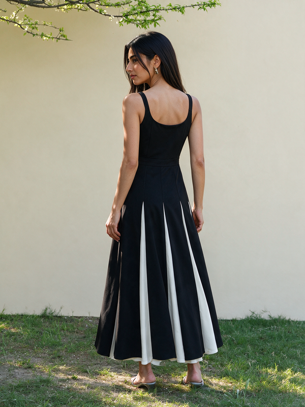 Monochrome Spagetti Strap Evening Maxi Dress